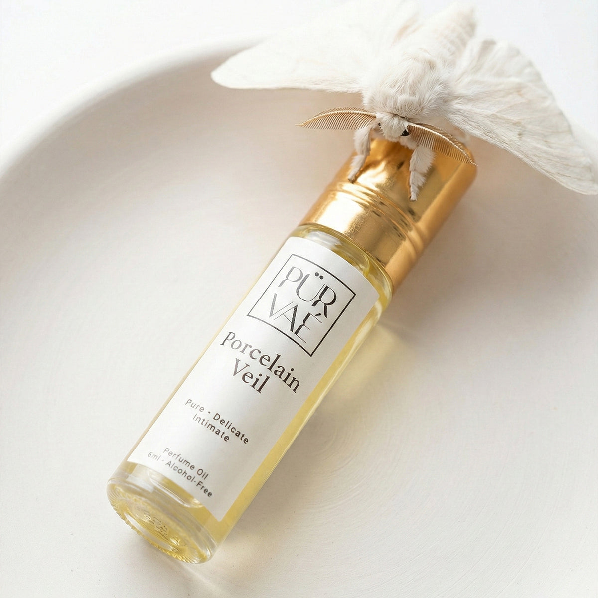 Porcelain Veil – Bela Motia & Musk Parfum Oil Roll-On