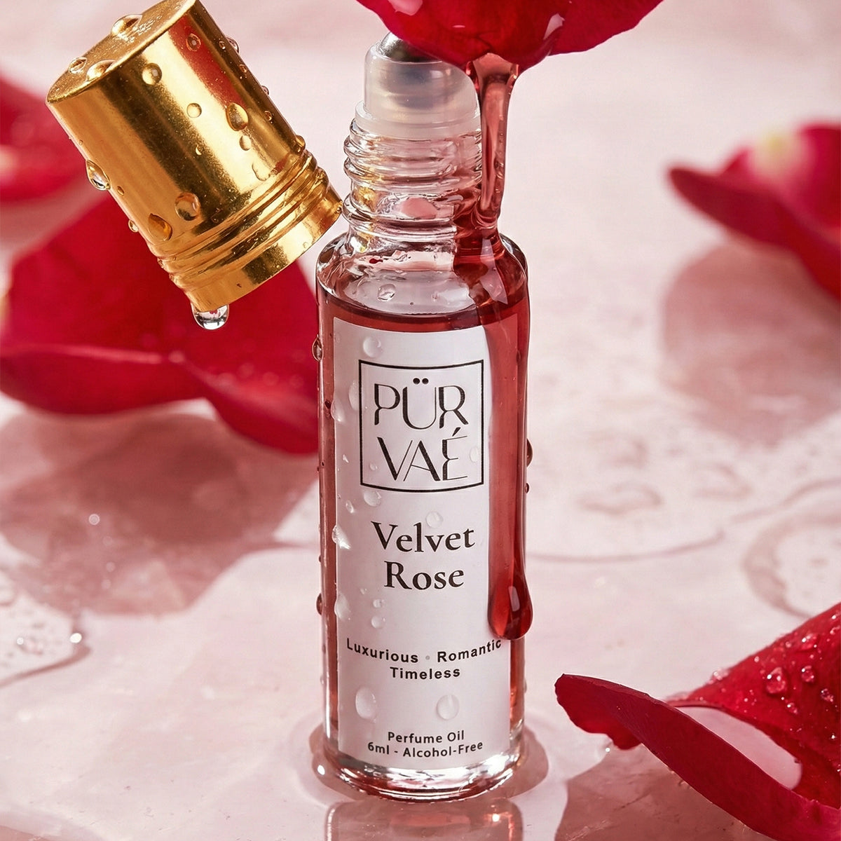 Velvet Rose – Damask Rose & Sandalwood Parfum Oil Roll-On